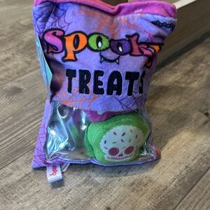 Spooky Treats Plush Toy with plushie skulls